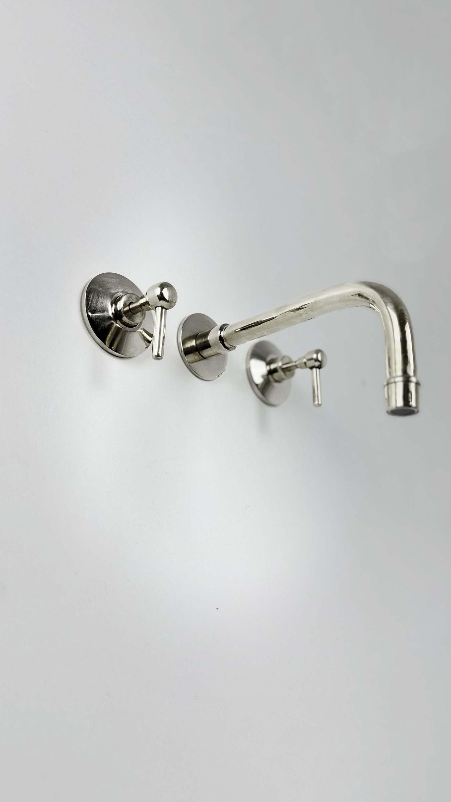 brushed nickel faucet