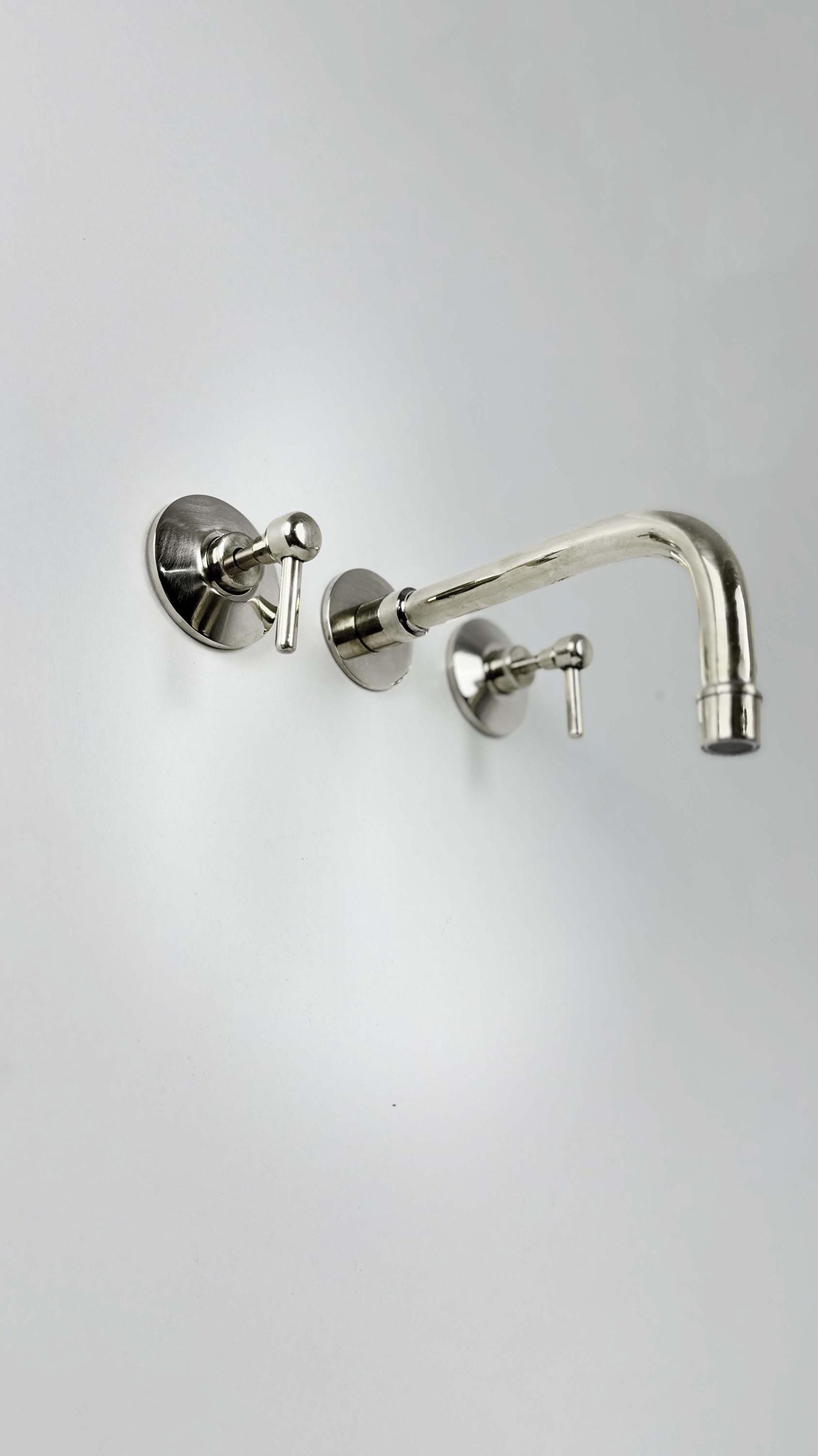 brushed nickel faucet