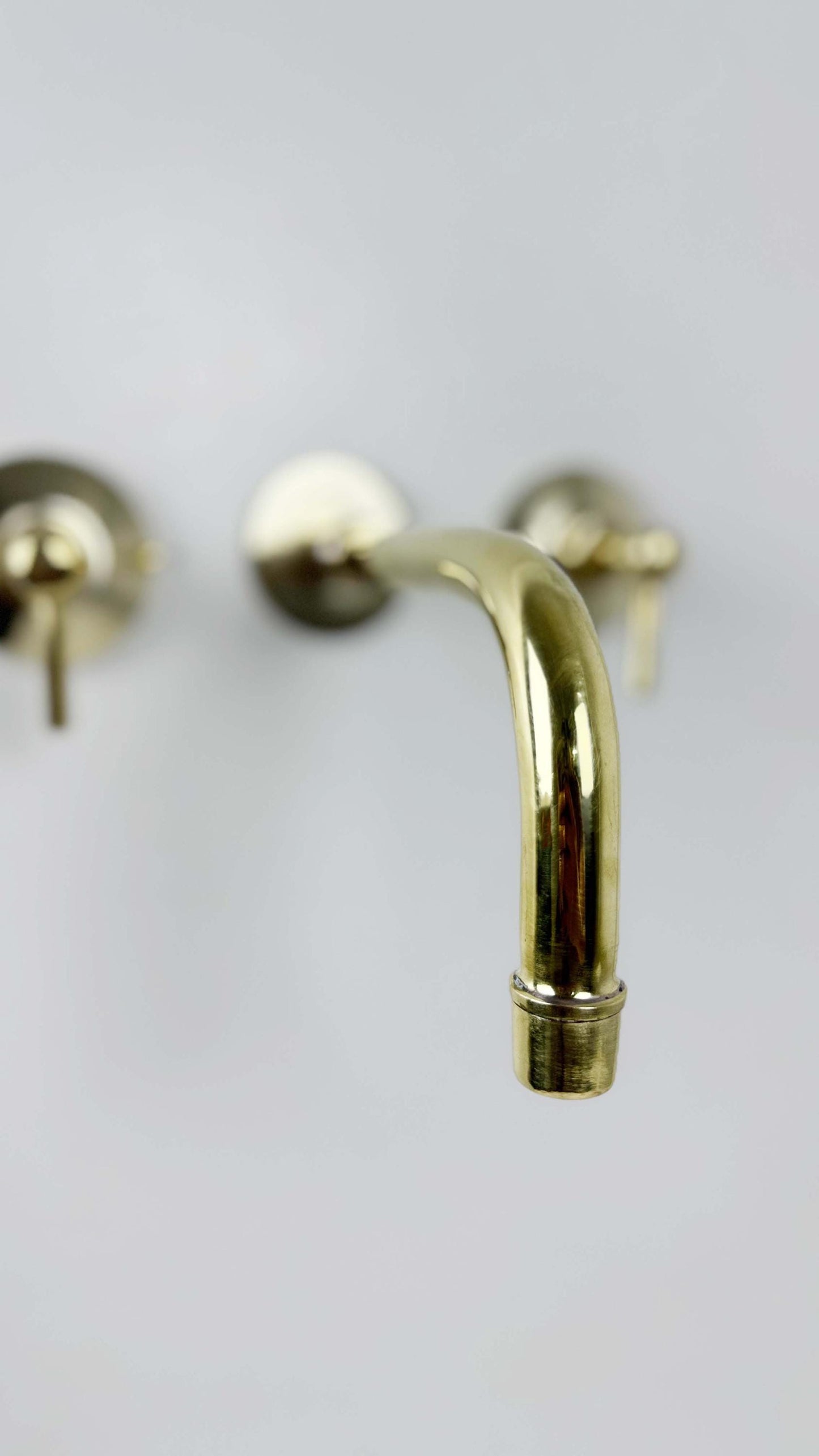 spout of Brass Wall Mount Faucet