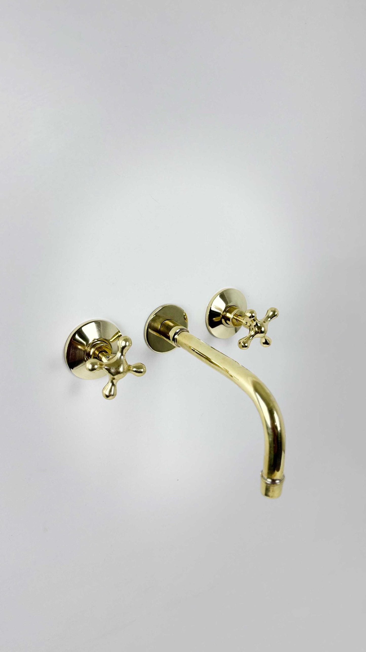 wall mount faucet