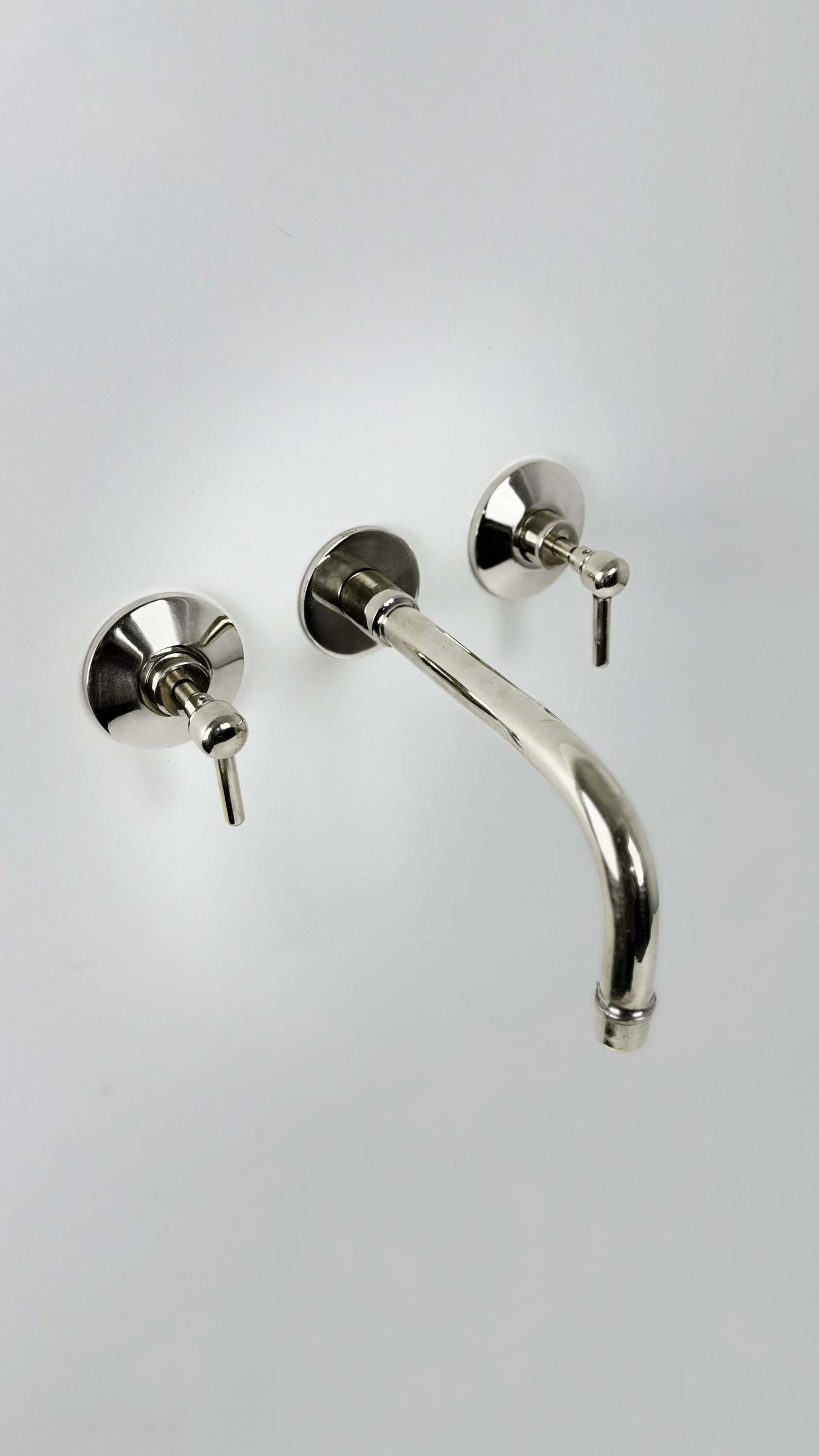 polished nickel bath faucet