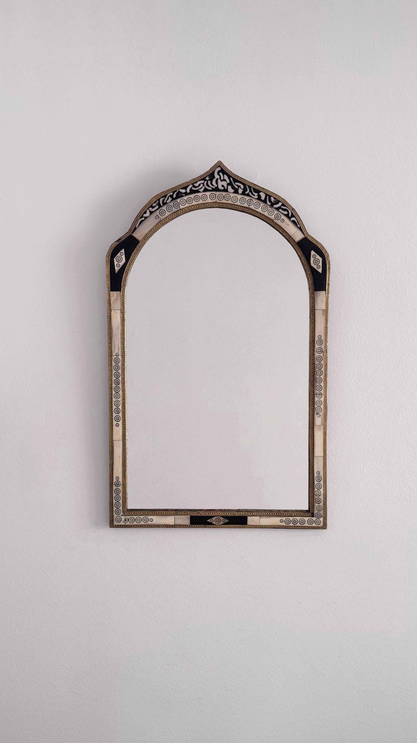 arch frame mirror