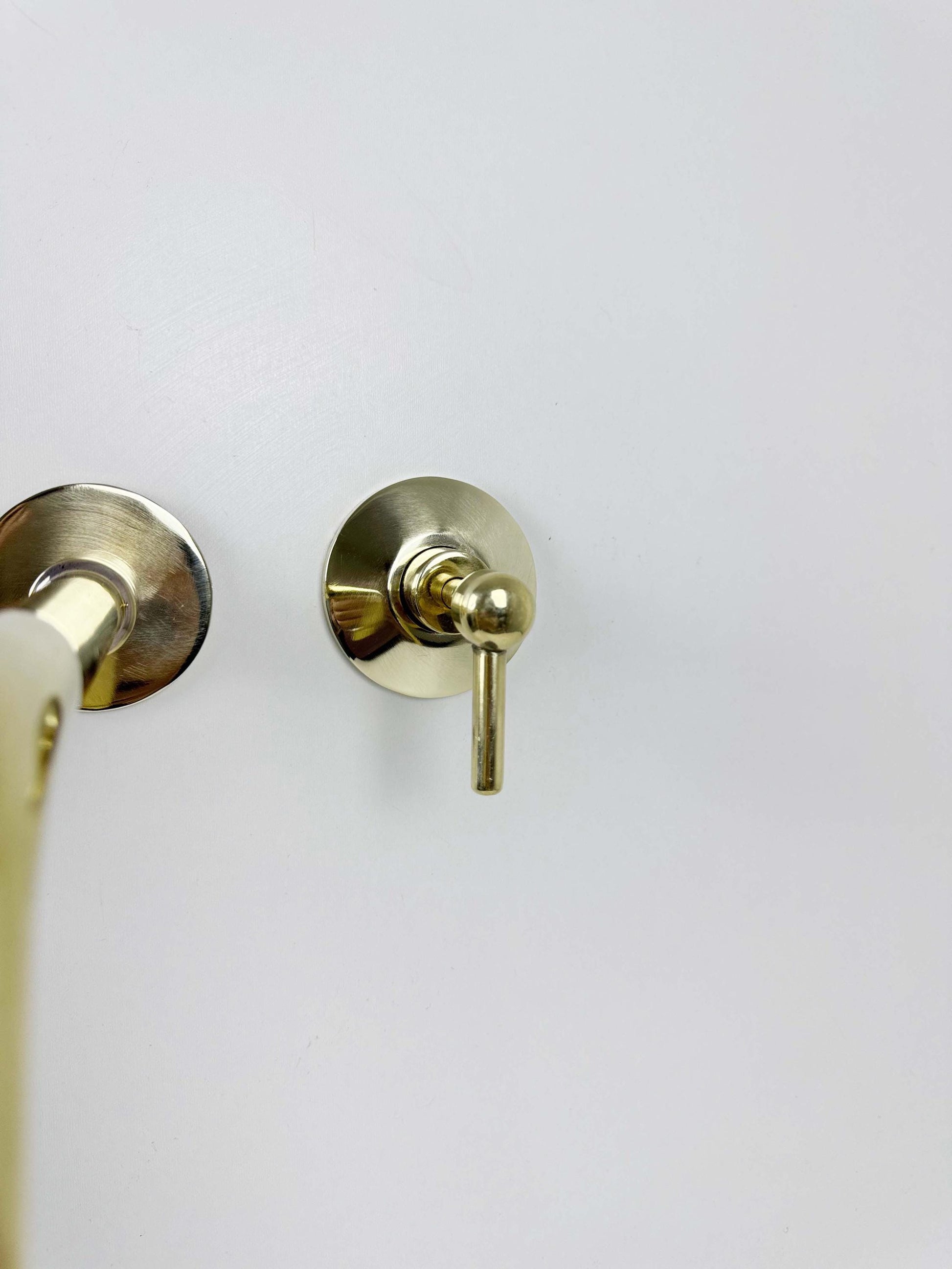 handle of Wall Mount Faucet