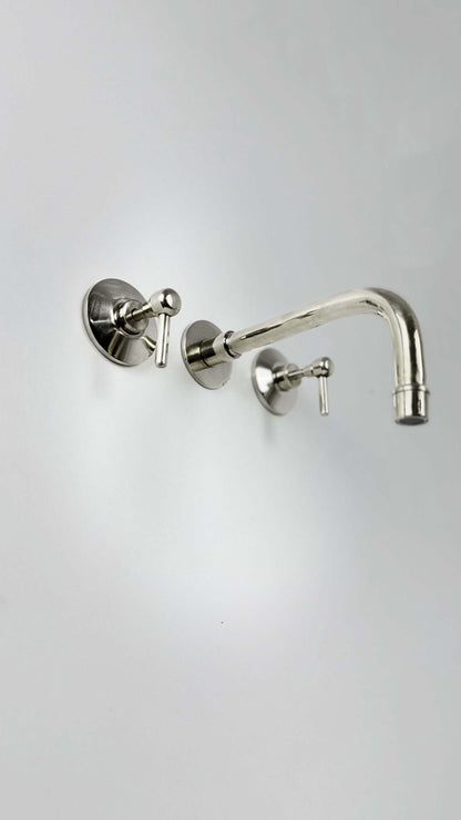 brushed nickel faucet