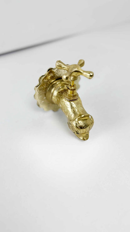 gold brass bathroom faucet