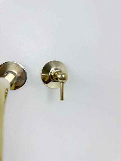 handle of Wall Mount Faucet
